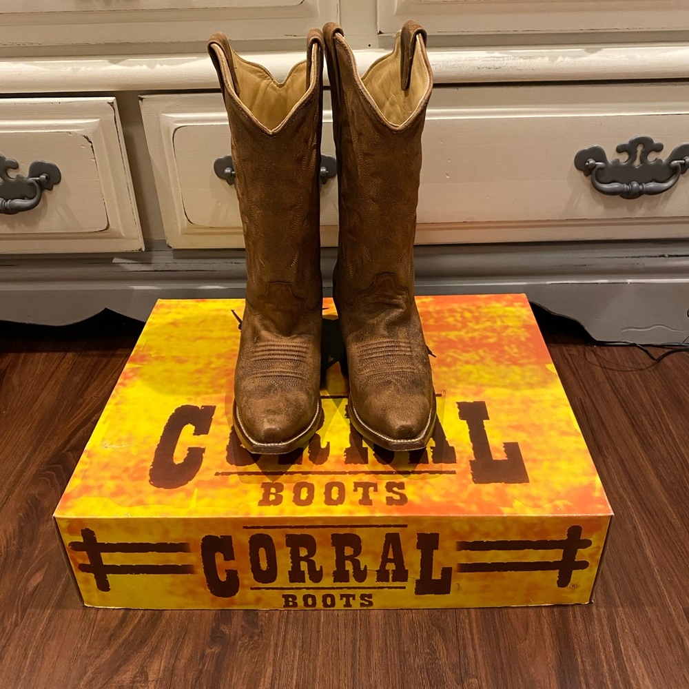 Corral Brown Leather Western Cowboy Boots